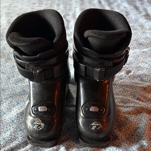Kids Black Ski Boots 17.5